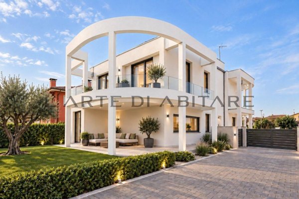casa indipendente in vendita a Campolongo Maggiore in zona Bojon