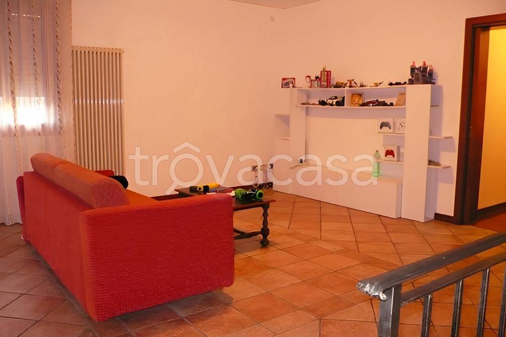 appartamento in vendita a Camponogara in zona Campoverardo