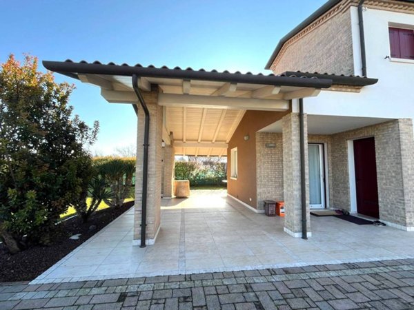 casa indipendente in vendita a Camponogara