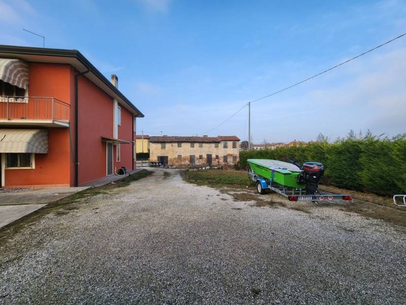 casa indipendente in vendita a Camponogara