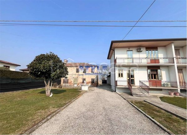 casa indipendente in vendita a Camponogara in zona Prozzolo