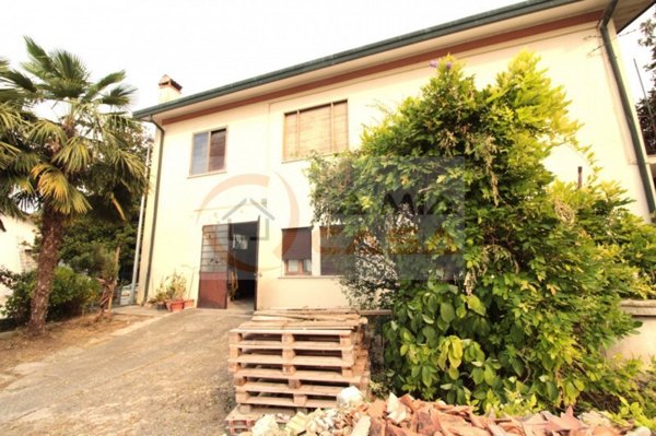 casa indipendente in vendita a Camponogara in zona Campoverardo