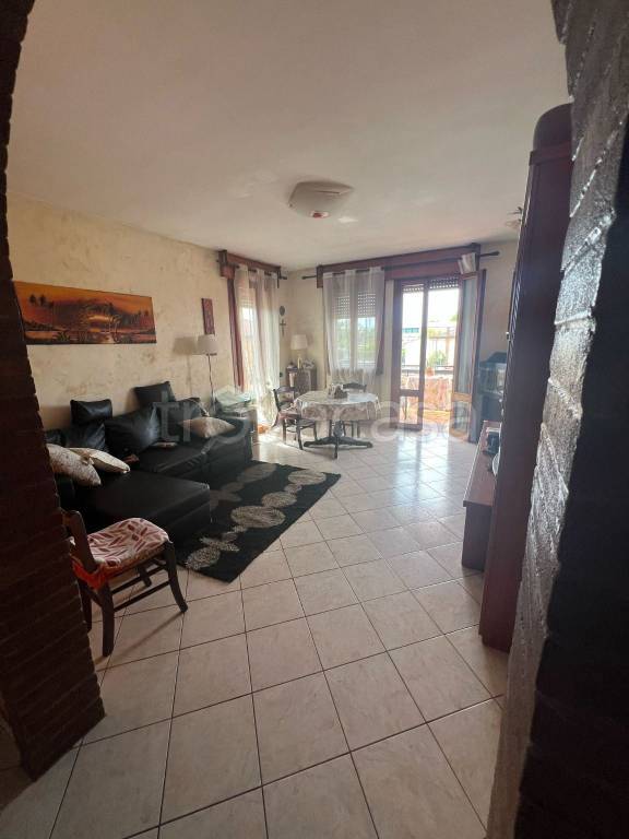 appartamento in vendita a Camponogara in zona Prozzolo