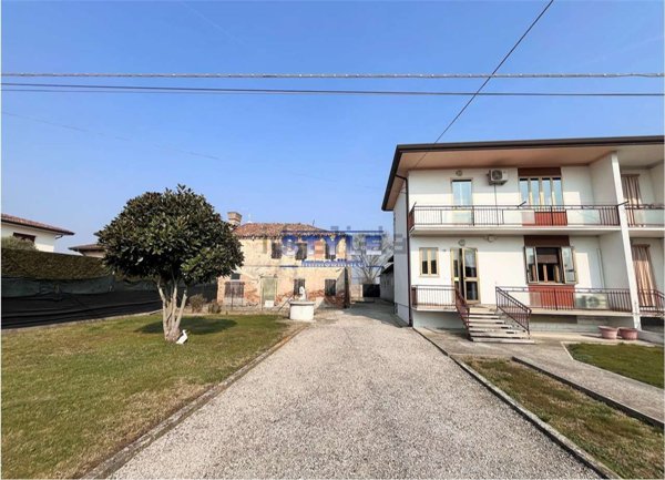 casa indipendente in vendita a Camponogara in zona Prozzolo
