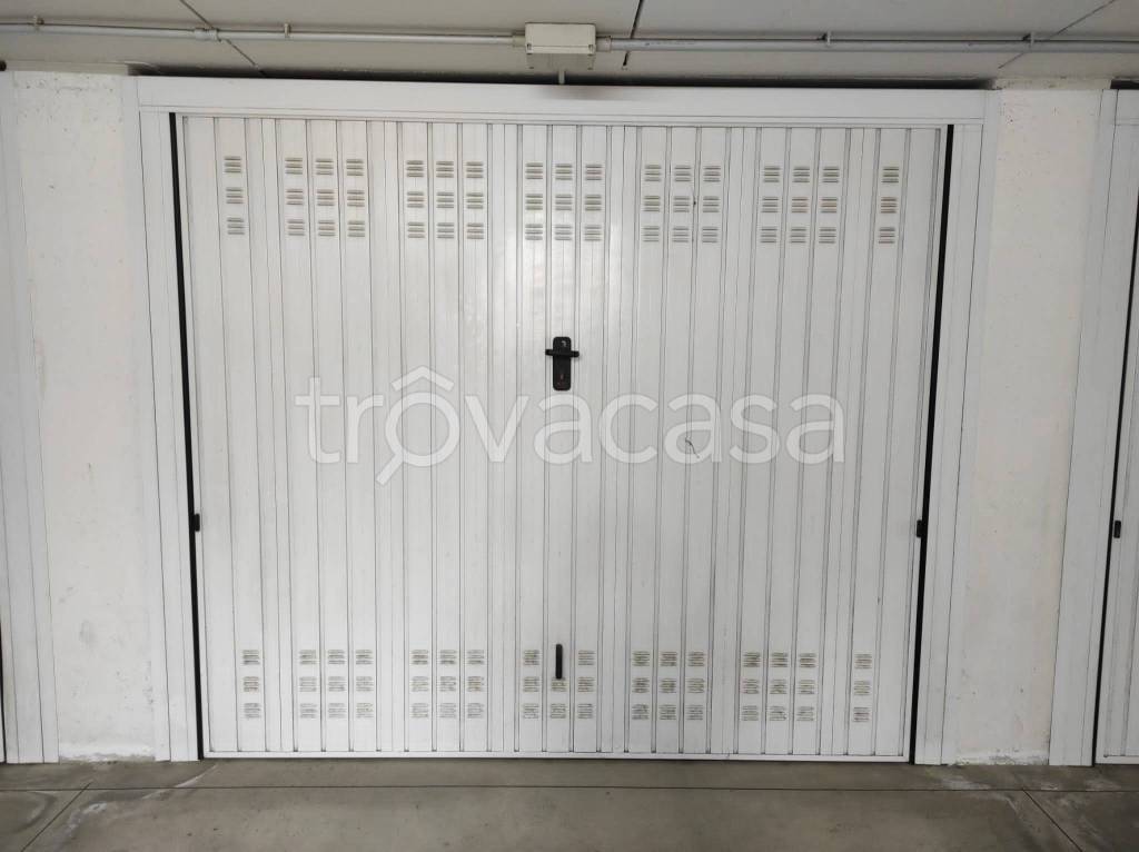locale di sgombero in vendita a Camponogara in zona Prozzolo