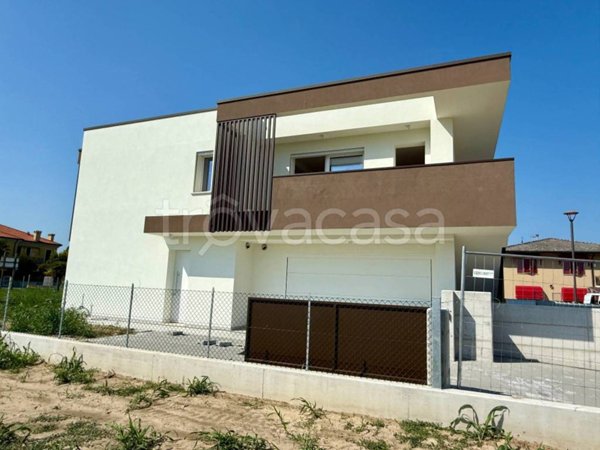 casa indipendente in vendita a Camponogara