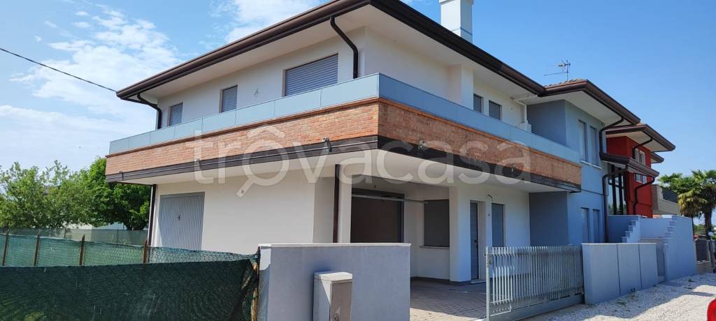 casa indipendente in vendita a Camponogara