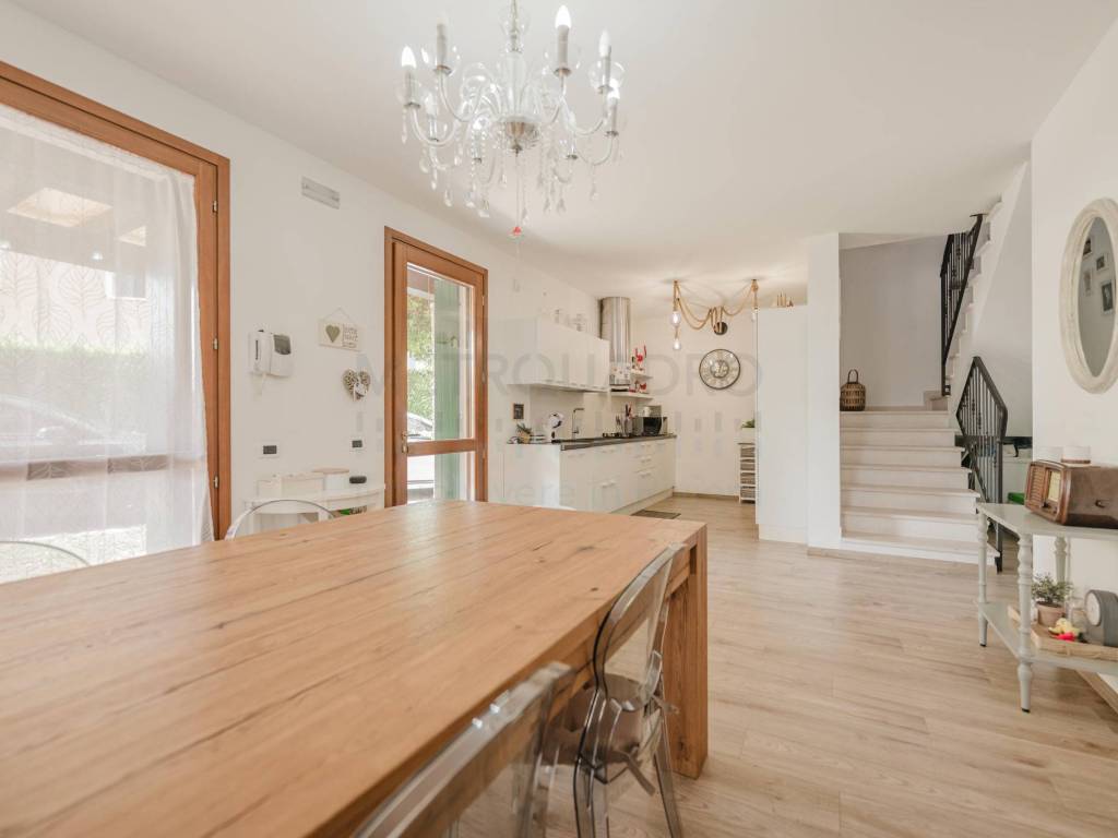 casa indipendente in vendita a Camponogara