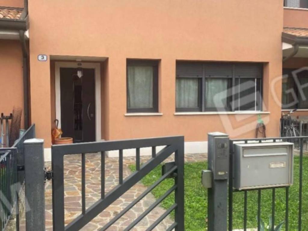 casa indipendente in vendita a Camponogara