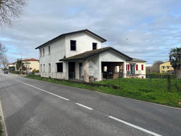 casa indipendente in vendita a Camponogara in zona Prozzolo