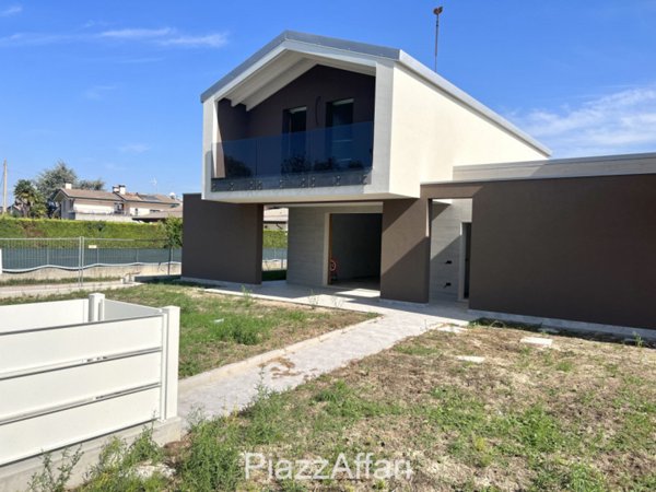 casa indipendente in vendita a Camponogara in zona Prozzolo