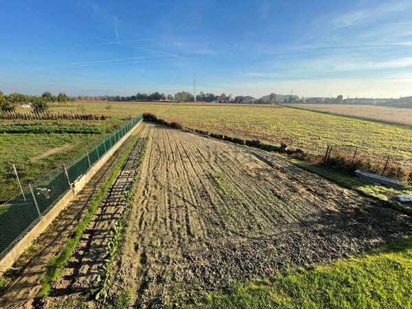 appartamento in vendita a Camponogara in zona Campoverardo