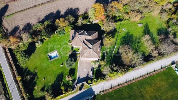 casa indipendente in vendita a Camponogara