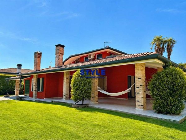 casa indipendente in vendita a Camponogara