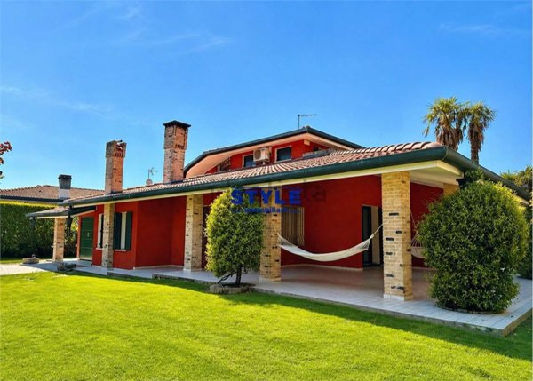 casa indipendente in vendita a Camponogara
