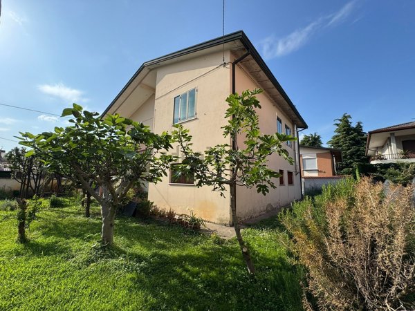 appartamento in vendita a Camponogara