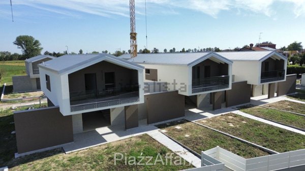 appartamento in vendita a Camponogara in zona Prozzolo
