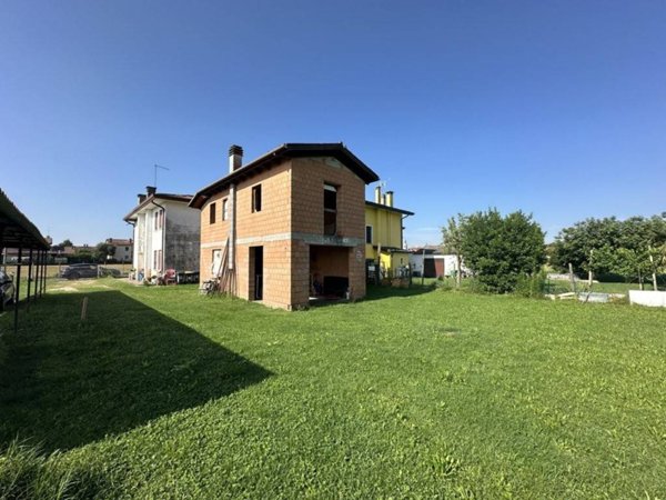 casa indipendente in vendita a Camponogara in zona Prozzolo
