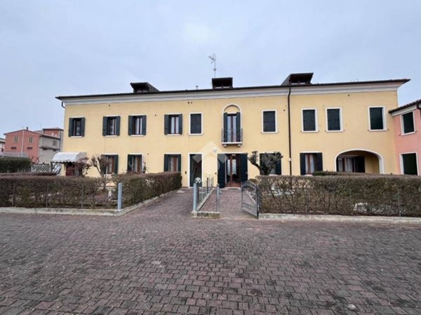 appartamento in vendita a Camponogara in zona Prozzolo