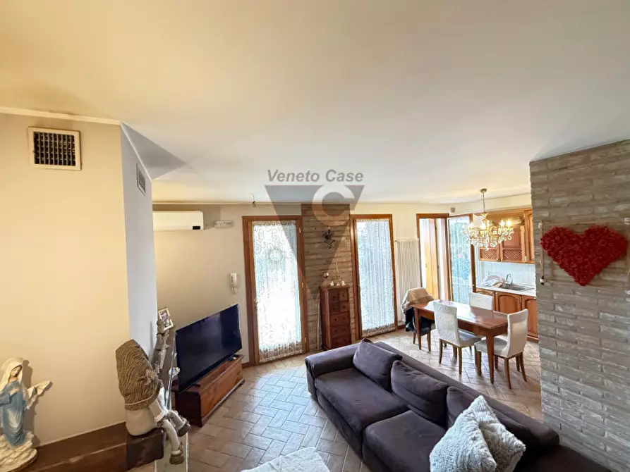 casa indipendente in vendita a Camponogara in zona Premaore