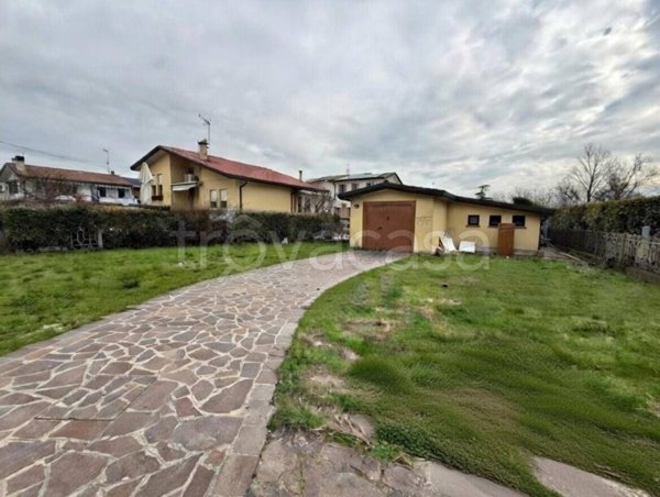 casa indipendente in vendita a Camponogara