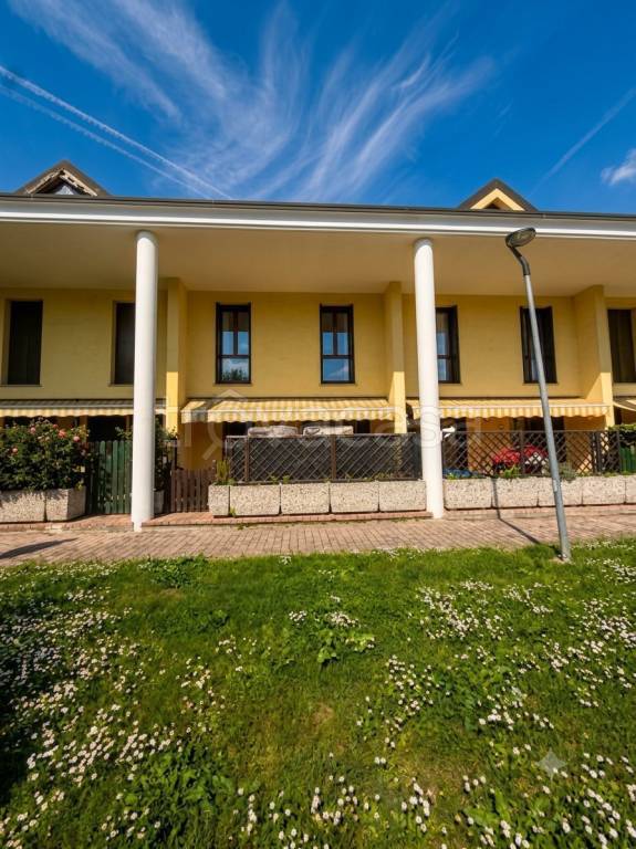 casa indipendente in vendita a Camponogara in zona Prozzolo