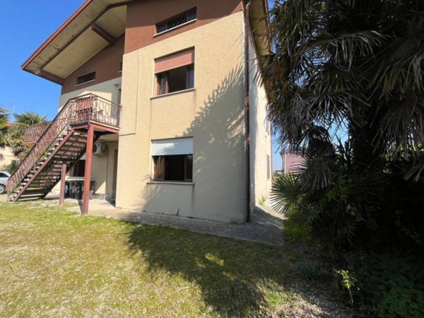 casa indipendente in vendita a Camponogara in zona Prozzolo