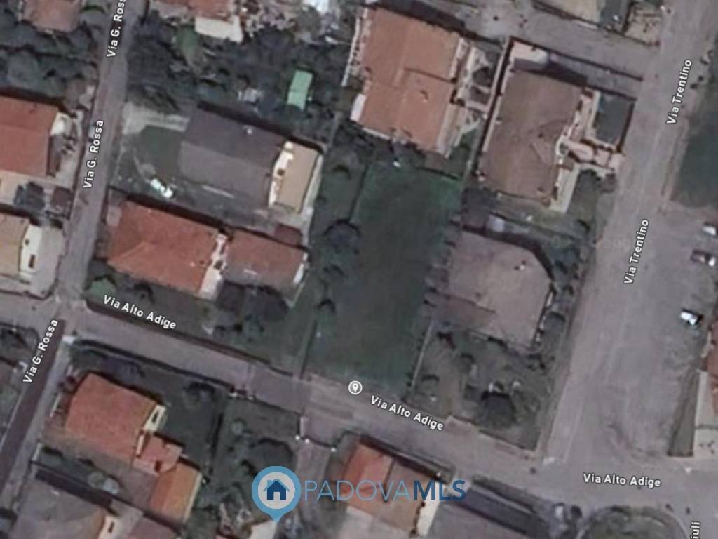 terreno edificabile in vendita a Camponogara in zona Prozzolo