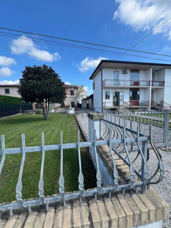 casa indipendente in vendita a Camponogara in zona Prozzolo