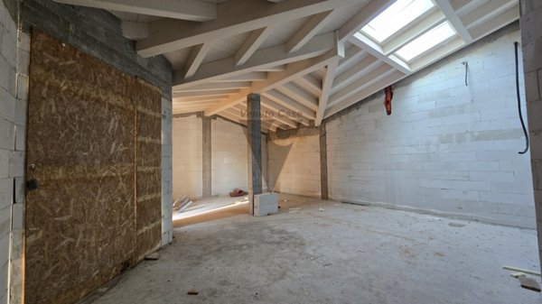 casa indipendente in vendita a Camponogara in zona Premaore
