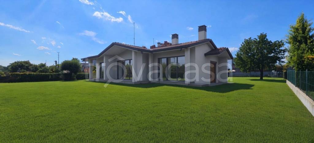 casa indipendente in vendita a Camponogara