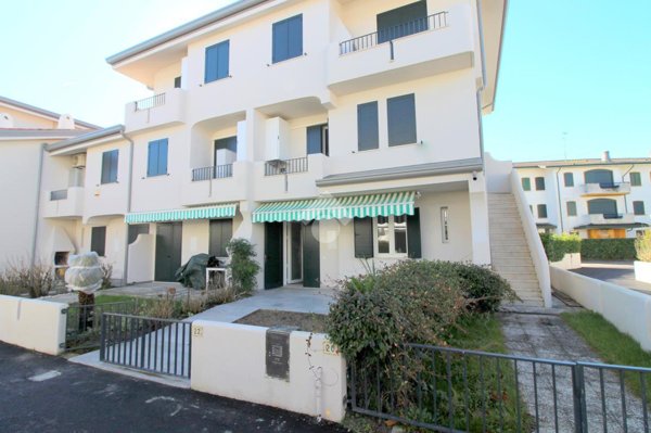 appartamento in vendita a Caorle in zona Duna Verde