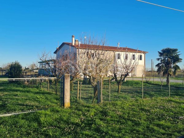 casa indipendente in vendita a Caorle in zona San Gaetano