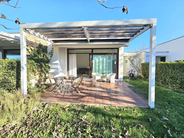 casa indipendente in vendita a Caorle