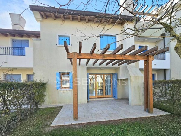 casa indipendente in vendita a Caorle