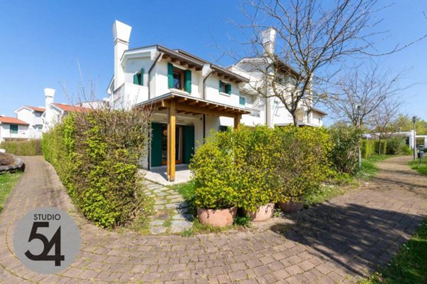 casa indipendente in vendita a Caorle