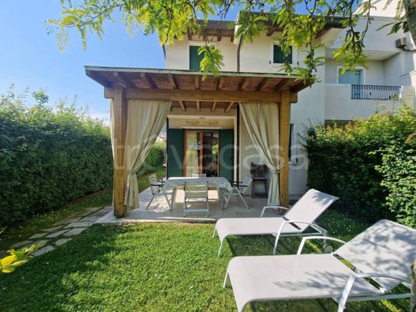 casa indipendente in vendita a Caorle