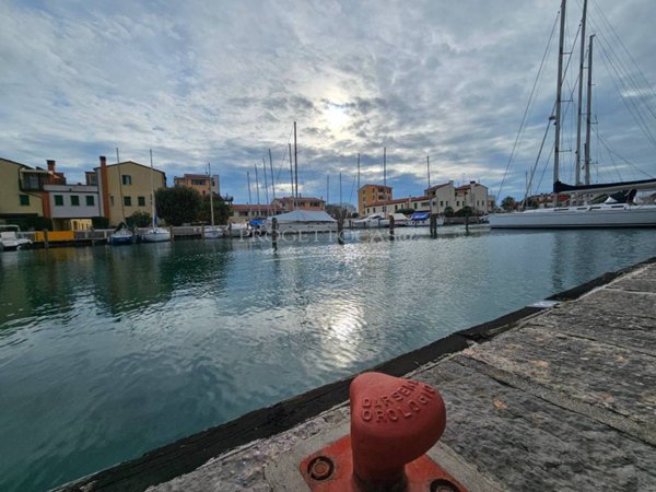casa indipendente in vendita a Caorle