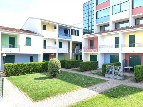 casa indipendente in vendita a Caorle