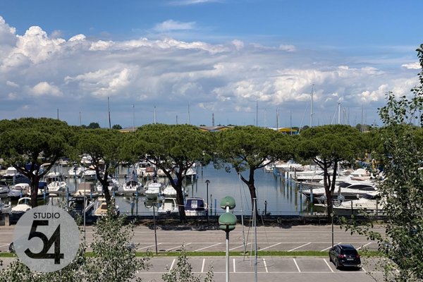 appartamento in vendita a Caorle in zona Porto Santa Margherita