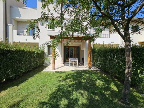 casa indipendente in vendita a Caorle