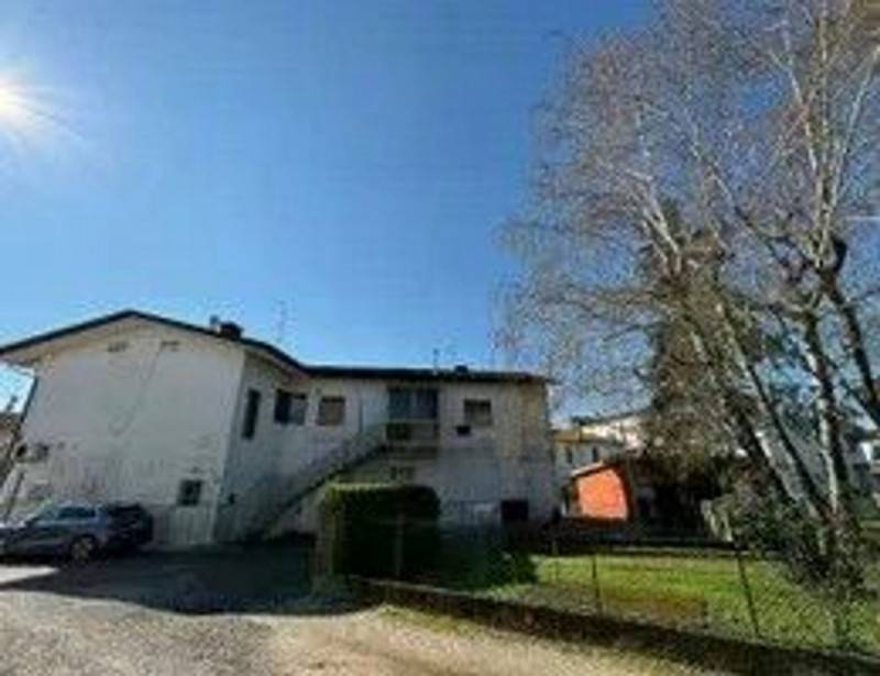 locale di sgombero in vendita a Caorle