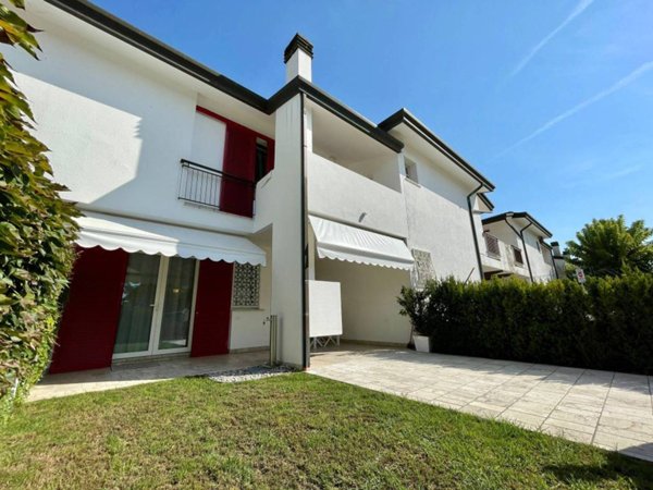 casa indipendente in vendita a Caorle in zona Porto Santa Margherita