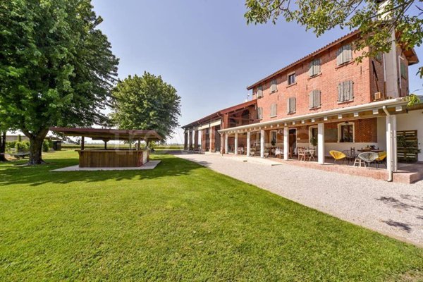 casa indipendente in vendita a Caorle