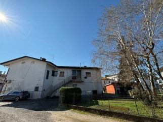 casa indipendente in vendita a Caorle