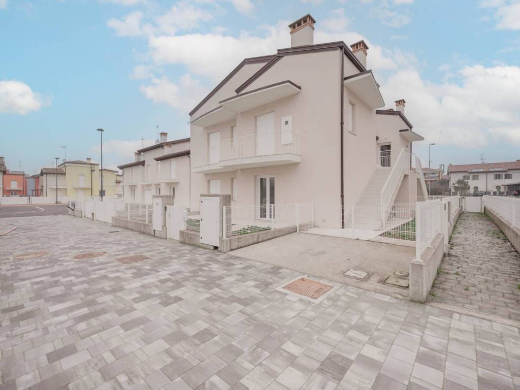 appartamento in vendita a Caorle in zona Ottava Presa