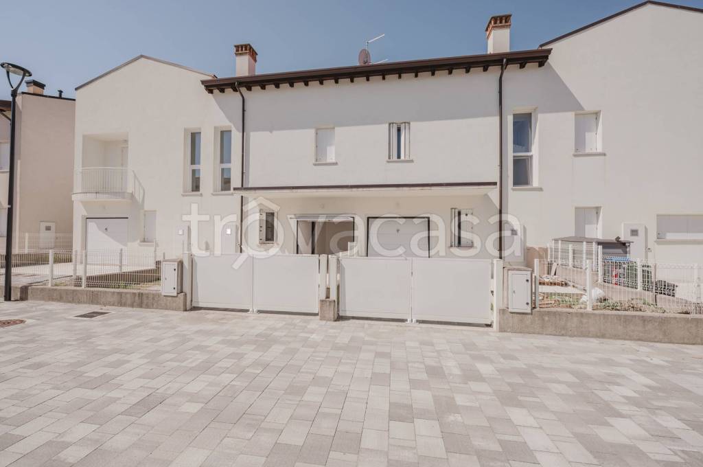 appartamento in vendita a Caorle in zona Ottava Presa