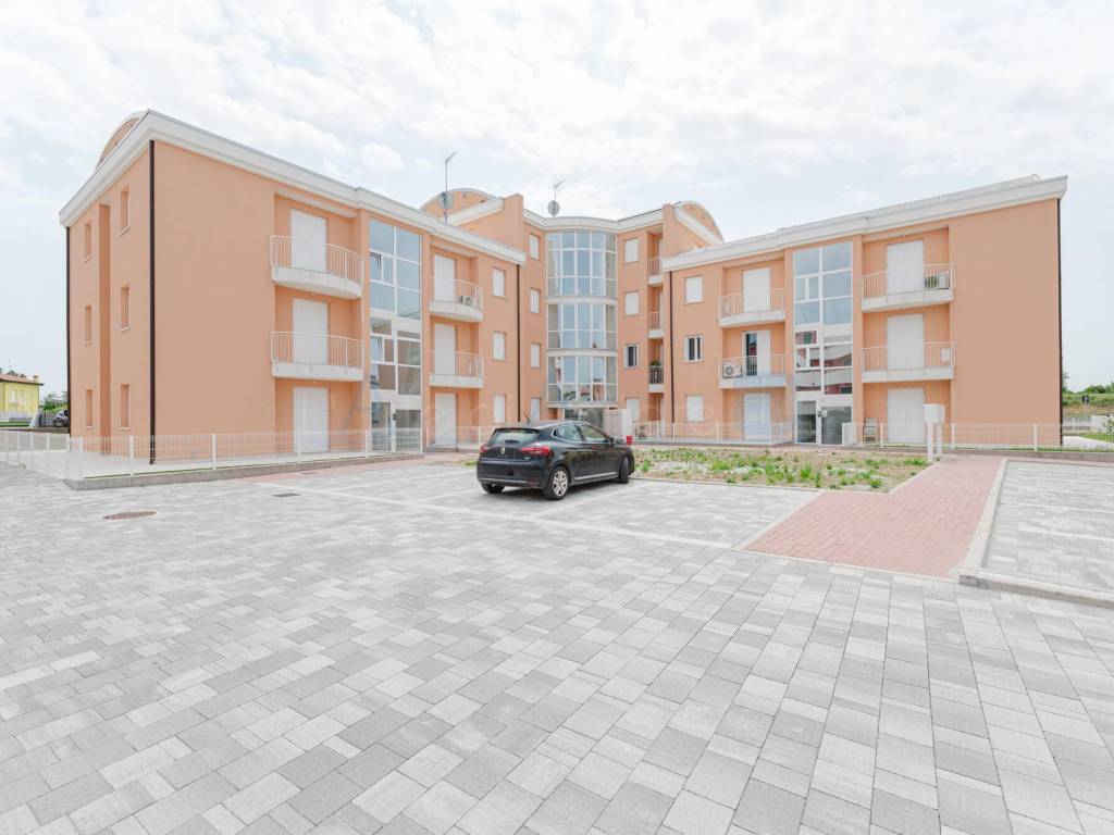 appartamento in vendita a Caorle in zona Ottava Presa