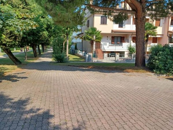 casa indipendente in vendita a Caorle