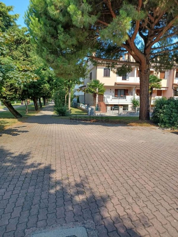 casa indipendente in vendita a Caorle
